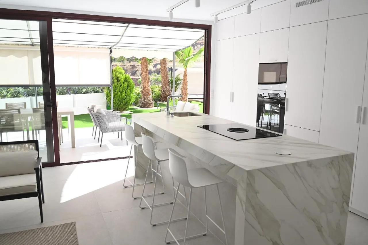 The Royal Garden By Lucia De Su Apartment Santa Cruz de Tenerife Spain